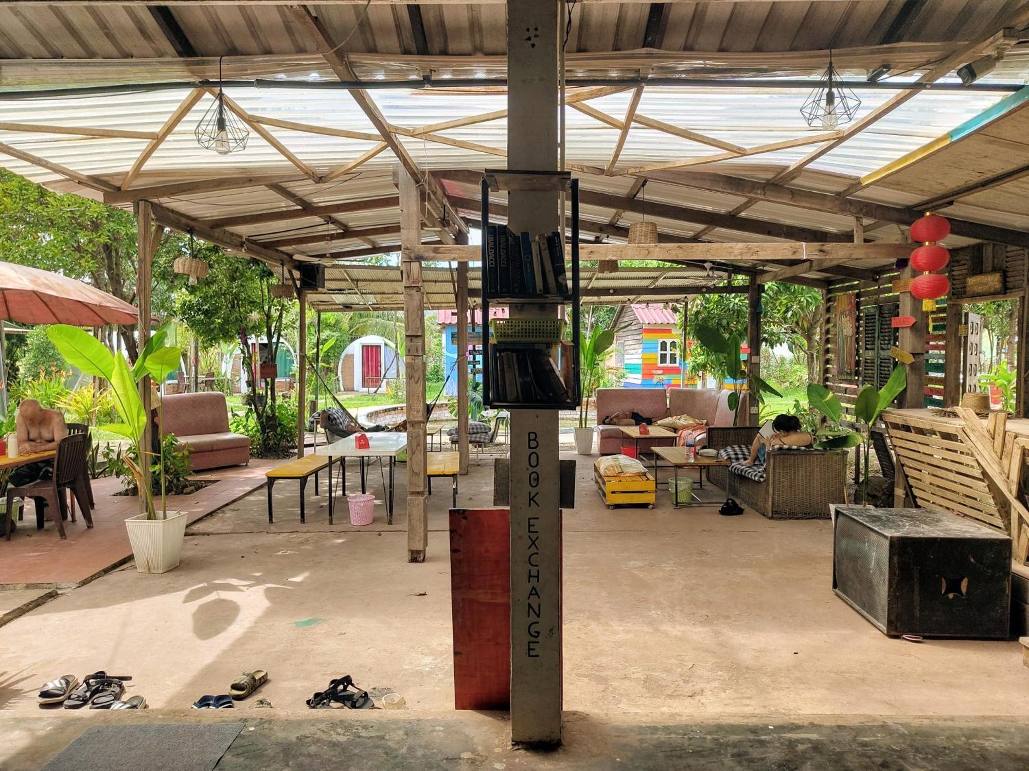 The Bear Bungalow Kampot Eksteriør bilde
