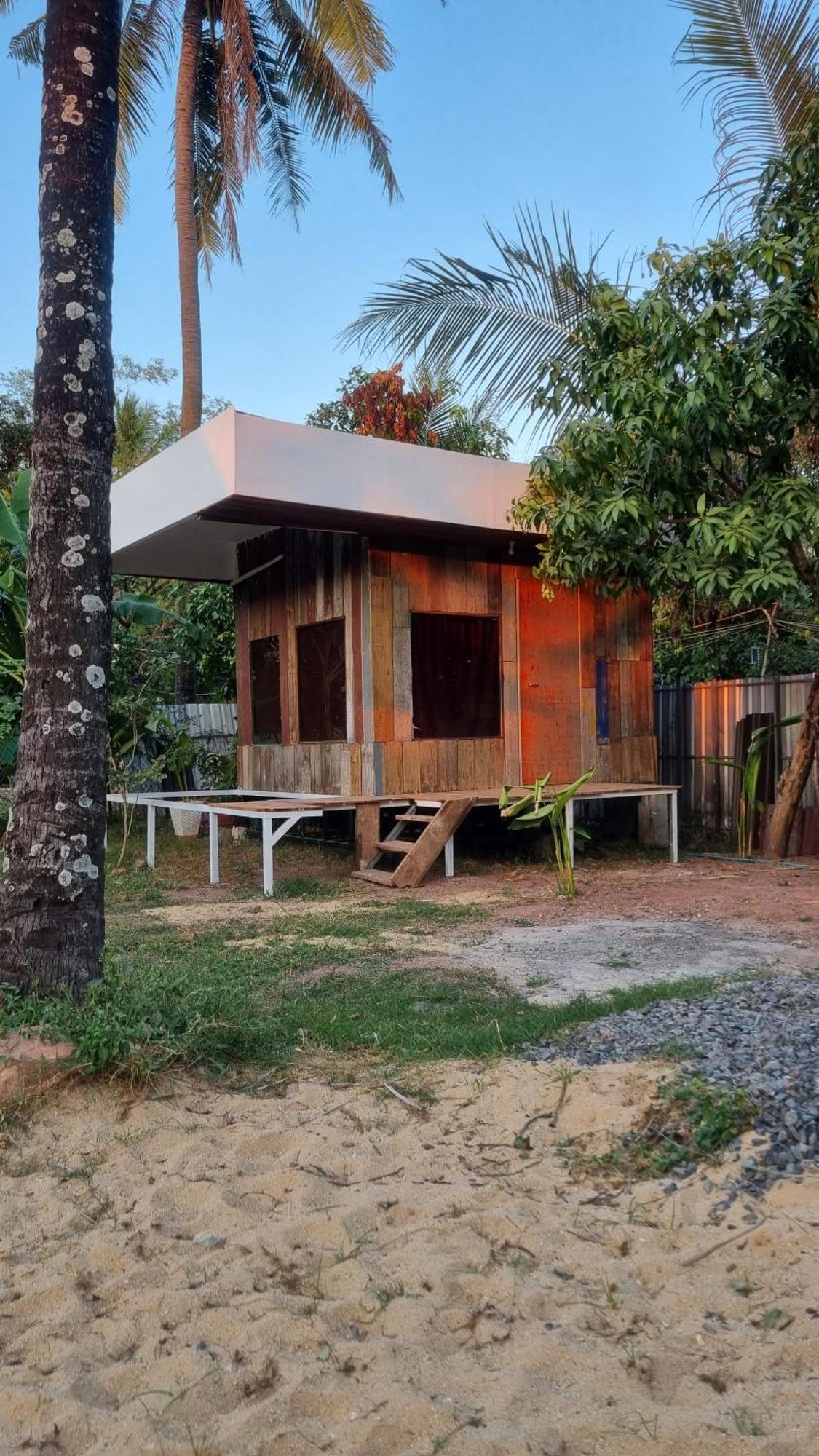 The Bear Bungalow Kampot Eksteriør bilde